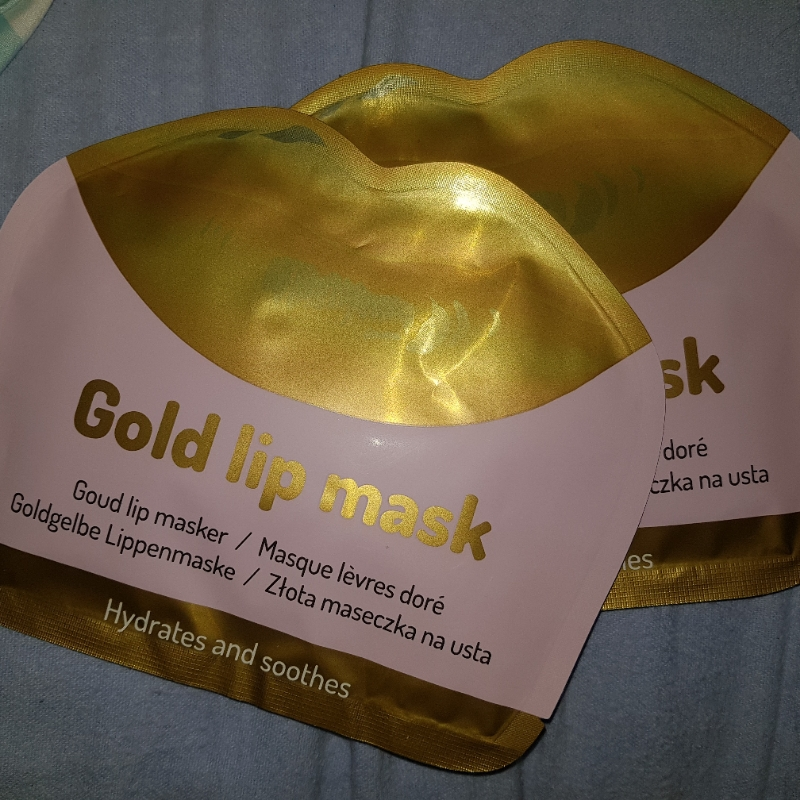 Cokes Uitlijnen Concessie gold lip mask hydrates and soothes